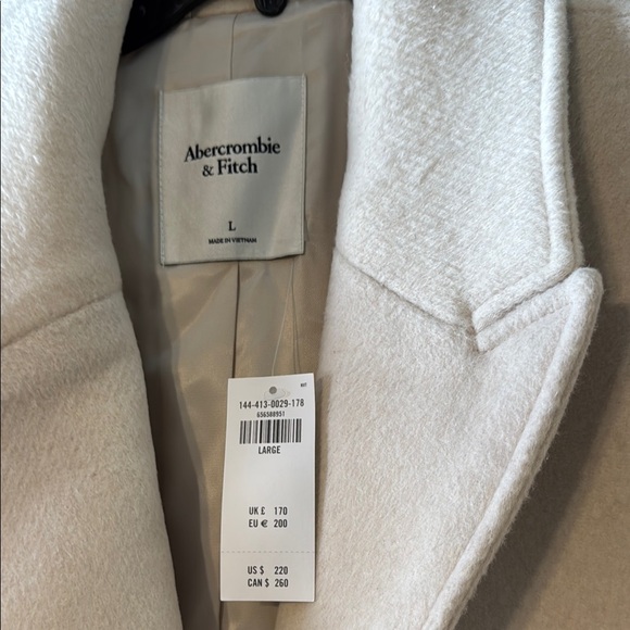 Abercrombie & Fitch Cream Trench Coat with Notched Lapels - Picture 2 of 7